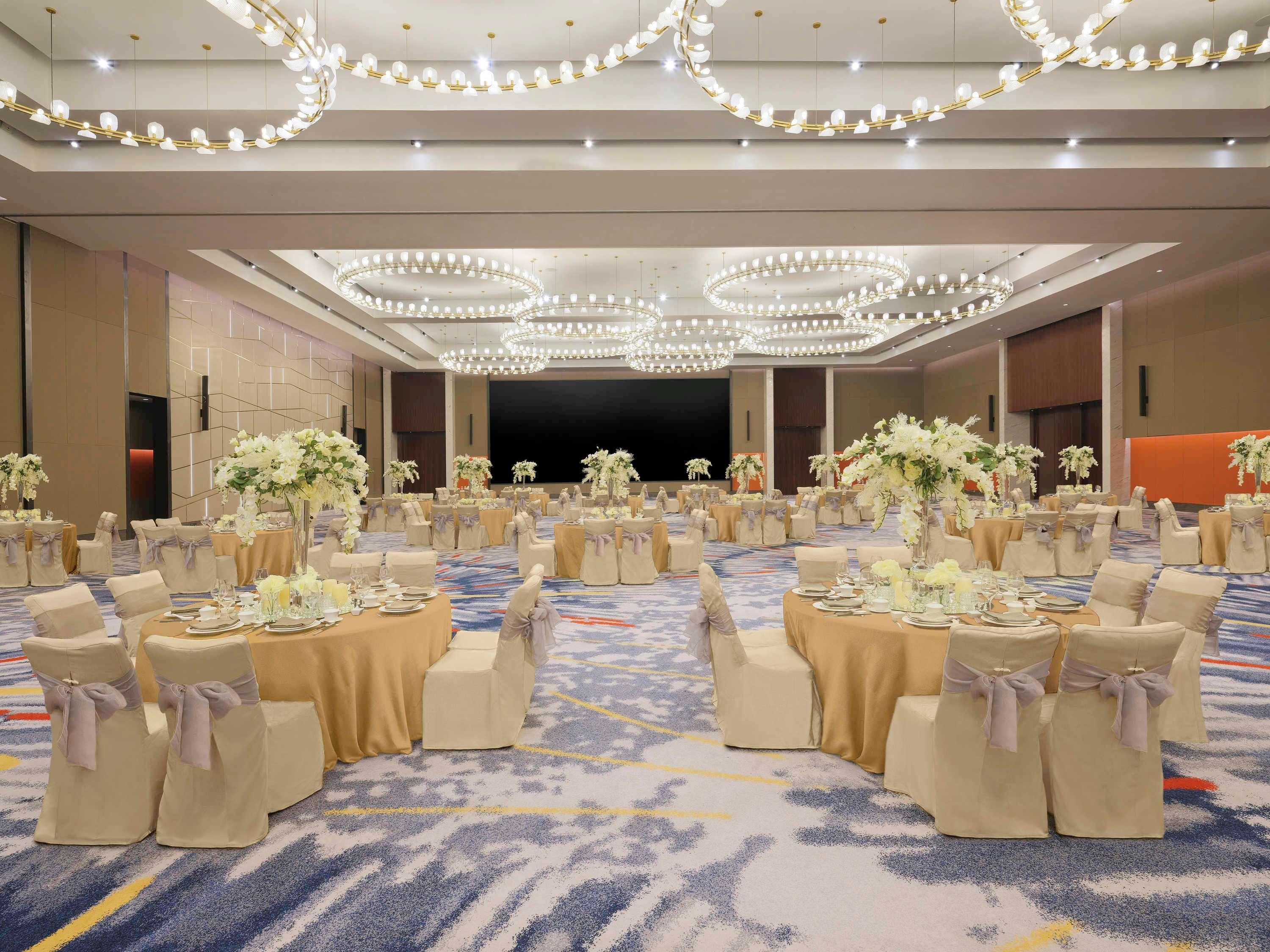 Pullman Bandung Grand Central Екстериор снимка