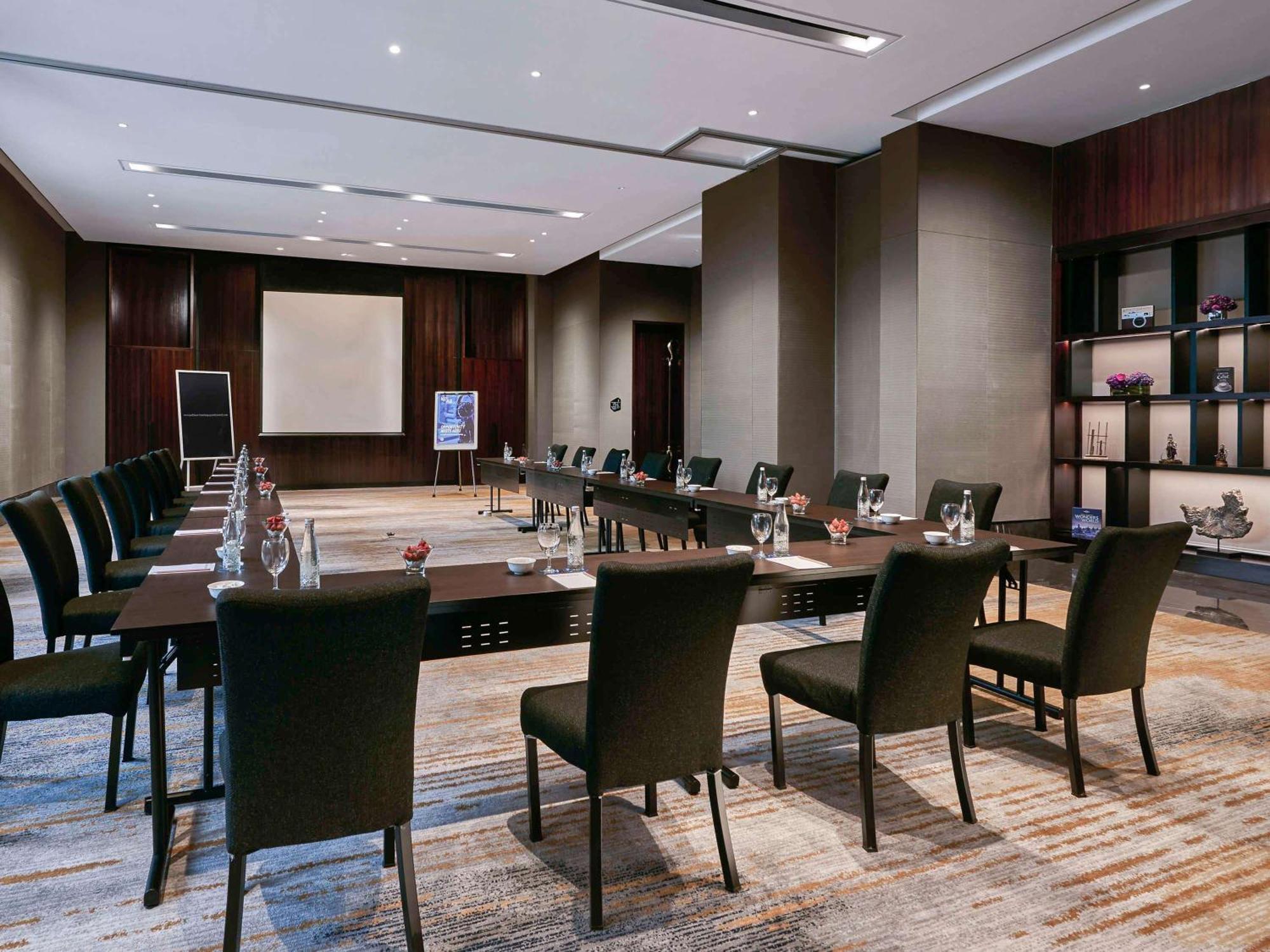 Pullman Bandung Grand Central Екстериор снимка